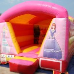 PRINCESS-SPRINGKUSSEN-LEMMER-JOURE-HEERENVEEN-SNEEK-HUREN-getup-verhuur-scharsterbrug-friesland