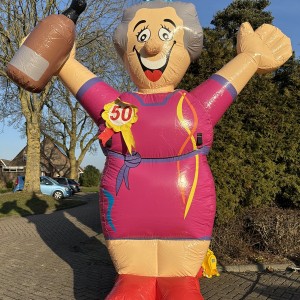Sarah feest wijn pop huren verhuur getup partij verjaardag joure scharsterbrug lemmer sneek bolsward makkum leeuwarden drachten heerenveen wolvega friesland
