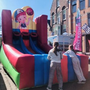 basket bal basketbal spel sneek centrum huren sneek verhuur spellen sport activiteiten